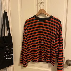 Cozy and Retro Velvet Madewell top